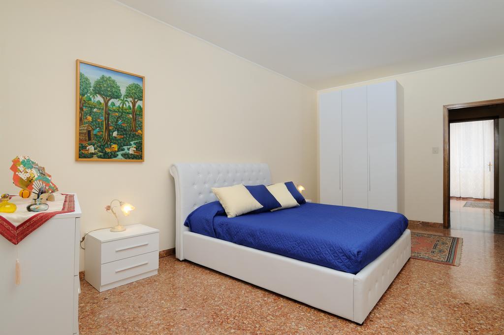 Santa Maria Nova Bed & Breakfast Venedik Oda fotoğraf